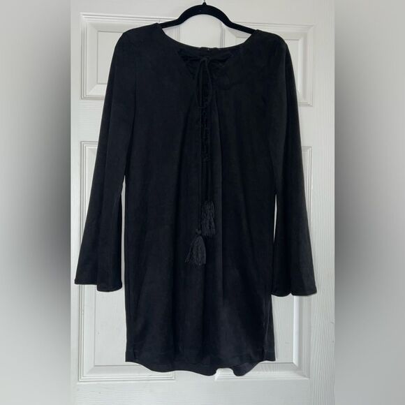 Olivaceous Black Lace Up Front Faux suede dress Witchy Bell Slve Size Large EUC - Picture 2 of 8
